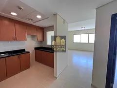 CHILLER FREE ONE BEDROOM FOR FAMILU HUGE LAYOUT NEAR METRO