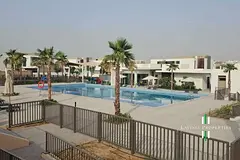 TYPE A | SINGLE ROW | LANDSCAPED GARDEN