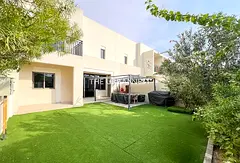 Single Row | Opposite Pool and Park | Huge Layout
