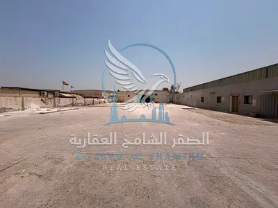 حوطة 20 ألف قدم بالصناعية11 مع مستودع ومكاتب