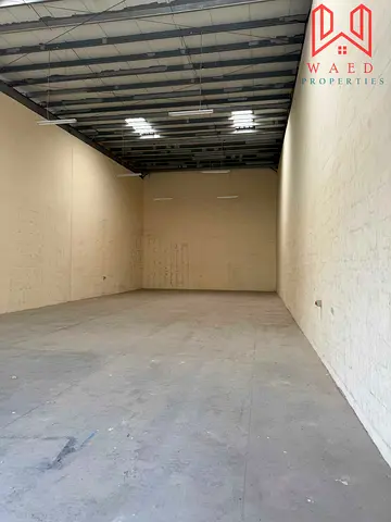 Elite Warehouse | Prime Location | Ready to Occupy |