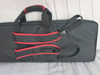 Padded soft gig bag / case for keyboard or electric guitar - black with red trim