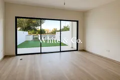 Park Facing| Single Row VACANT landscaped