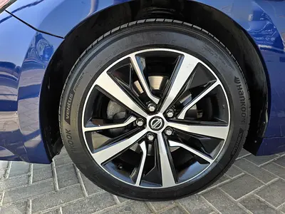 2022 Nissan MAXIMA 照片 6