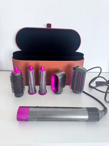 DYSON AIRWRAP (barely used)