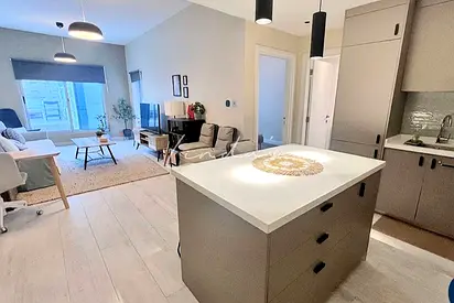 Fully furnished | upgraded 1BR | Huge Terrace