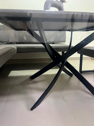 Dining Table with canapé and chair 8 person with Black Metal Base