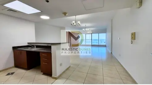 Large Studio |Well maintain | Open Kitchen