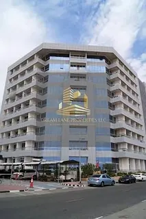 10% ROI/GRAB THIS DISTRESS DEAL OF BIGGER SIZE STUDIO IN FREE HOLD BUILDING /487 SQFT/WITH BALCONY/R
