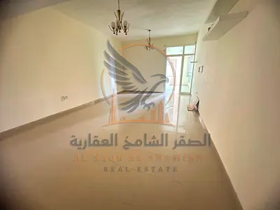 شقة للإيجار السنوي بأبراج الهورايزون، غرفة وصالة، 2 حمام، بلكونة، مطبخ كبير، مساحة واسعة، قرب نستو وسوق السمك وجمعية أسواق عجمان.