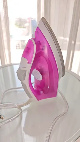 Panasonic Steam Iron - Pink/White, Good Working Condition