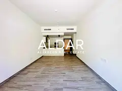 Ellington|Fitted Appliances|Huge Terrace|4 Chqs
