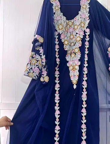 Ladies clothe