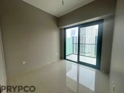 Luxurious 1BR | Canal View | 4 Cheques | Vacant