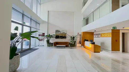 Chiller Free | Close To Metro | SZR View