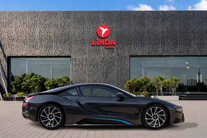 2016 BMW I8 — фото 9