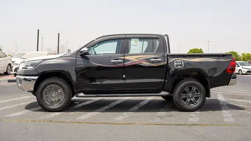 2026 Toyota HILUX 缩略图 4