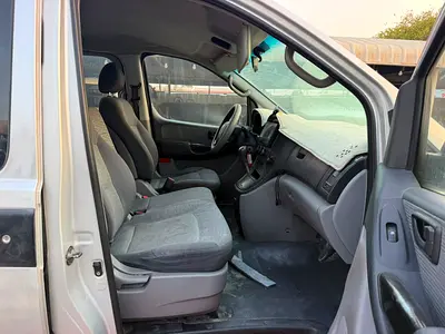 صورة 9 لـ 2009 Hyundai H1
