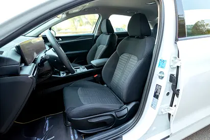 صورة 10 لـ 2024 KIA K5