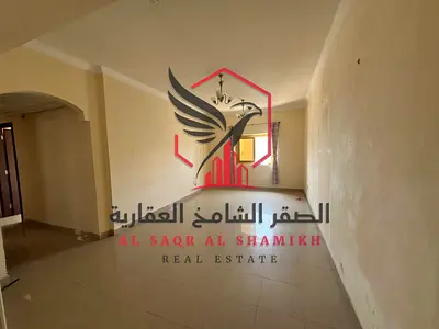 باركن مجاني غرفتين وصالة مع بلكونة ومطبخ واسع وتكييف مركزي داخل تاور عائلي بالقاسمية الند على شارع الملك عبدالعزيز قرب مخرج دبي وكورنيش المجاز