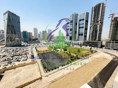 غرفتين وصالة ثاني ساكن للايجار في الممزر مباشر على مخرج دبي باركينغ مجاني غرفتين ماستر بلكونة بإطلالة مفتوحة دفعات مرنه