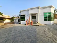 6 Bed room 4 Master room 2 Hall Majlis big yard gardan Maids room wachman room 8 washroom, 2 Bed roo