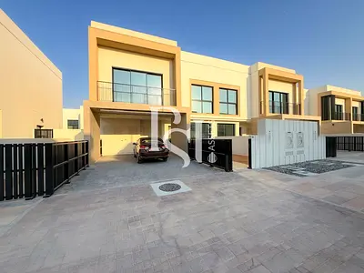 Maid Room | Private Pool and Garden | Vacant