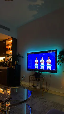 Panasonic 65 inch TV 4K HDR