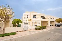 Corner Unit 4BR+M | Single Row | Largest Layout