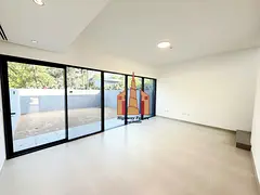 Modern 2bhk + Maid Room + Single Row + Big Backyard in Kaya Masaar