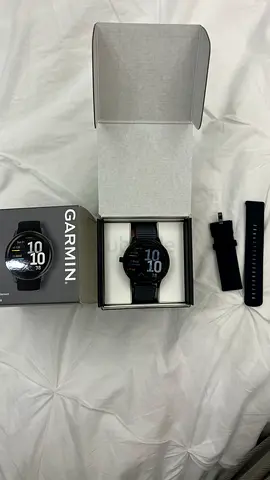 Garmin venu 4, like-new