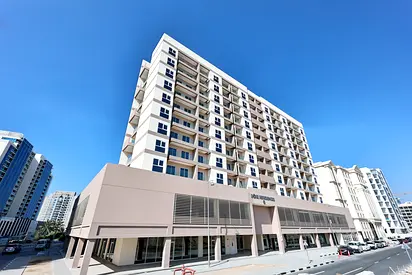 One Month Rent Free-Spacious 1 BR-With Kitchen Appliances