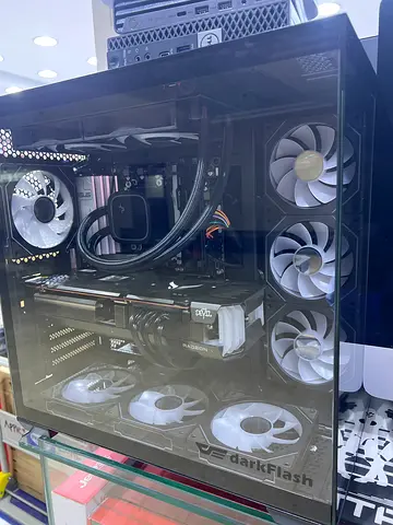 Cpu-Ryzene 7800x3d ram-32gb ddr5 ssd-512gb High-end gaming desktop PC with liquid cooling & RGB fans