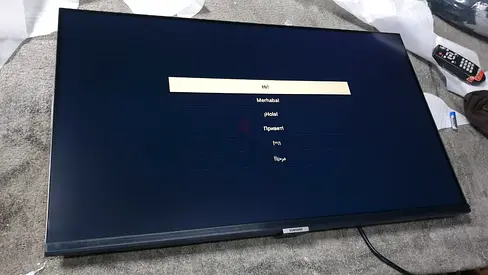 Samsung 32 Inch Monitor - M5 | Excellent Condition | Free Delivery + Warranty