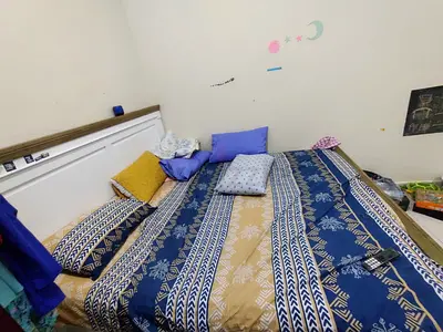 📌📌New King size Bed with Headboard and new Mattress - very Good Condition urgent selling