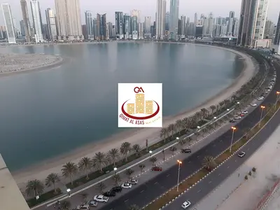 ثلاث غرف وصالة للايجار بمنطقة الممزر مع غرفة ماستر وباركن
