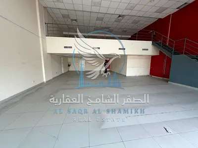 مستودعات - معارض - محلات - اراضي - حوط - (محل بالصناعيه 15 - اول استخدام - على شارع رئيسي - الكهرباء 30 KW - المساحه 2,133 قدم مربع - ميزان)
