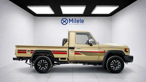 2025 Toyota LAND CRUISER 70 SERIES — фото 6