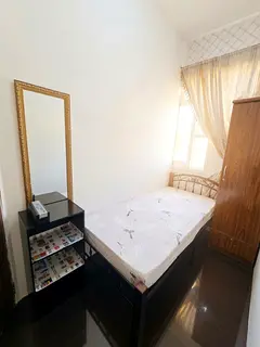 Mushrif mall near furnished single male room