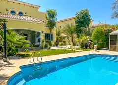 4 BR Large | Pool and Garden | Quiet Location