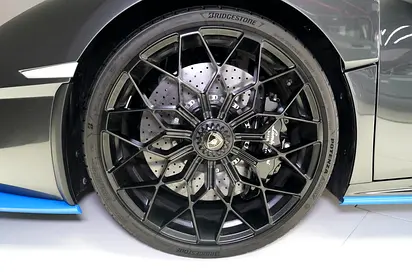 2022 Lamborghini HURACAN — миниатюра 12