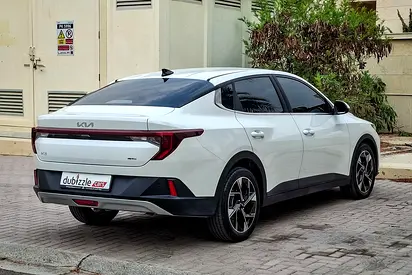 صورة 6 لـ 2025 KIA K3