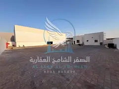 Factory for Rent in Al Sajaa on a Main Road, Suitable for Various Industrial and Commercial Activiti
