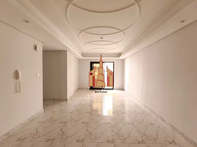 Modern 3BHK | Fully Fitted Wardrobes | Balcony | Covered Parking