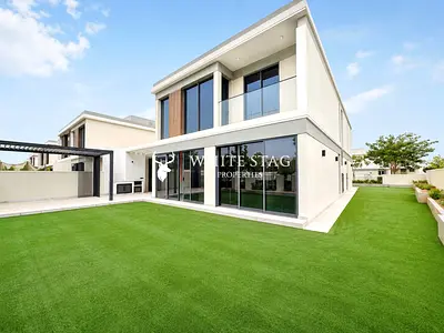 UPGRADED | BRIGHT | EXTENDED | CONVERTED 5-BEDROOM VILLA