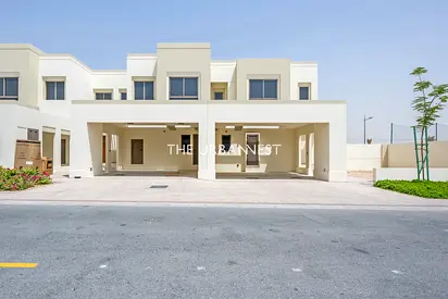 Vacant | Corner Unit | with Maids Room | 4Bed