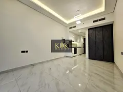 Exquisite Studio | Great Amenities | Fitted Goods