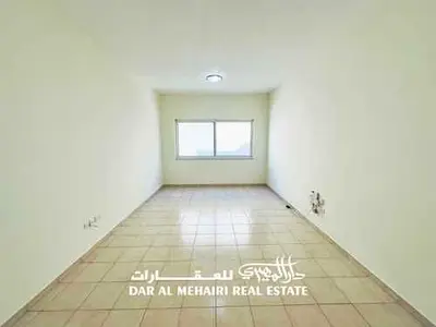 Karama srudio flat available near metro