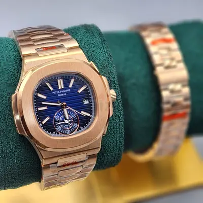 This appears to be a Patek Philippe Nautilus 5980/1R-001 watch in 18k rose gold.