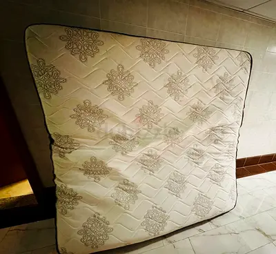 Used Queen Size Mattress - Good Condition